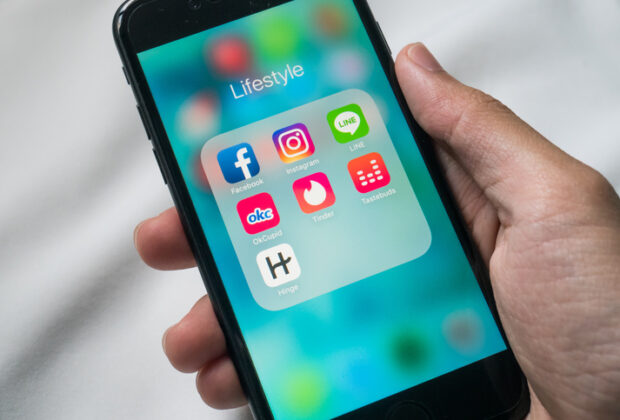 Fill Up on Apple Apps with AvuloCard 2